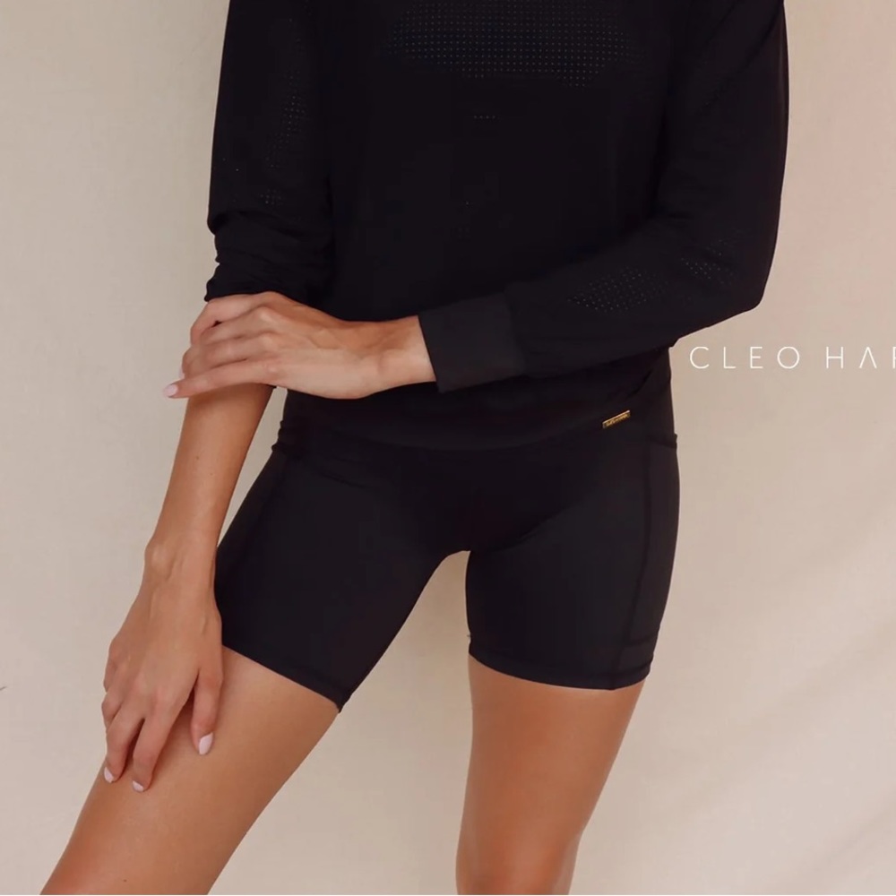 Cleo Harper Spin shorts - size M